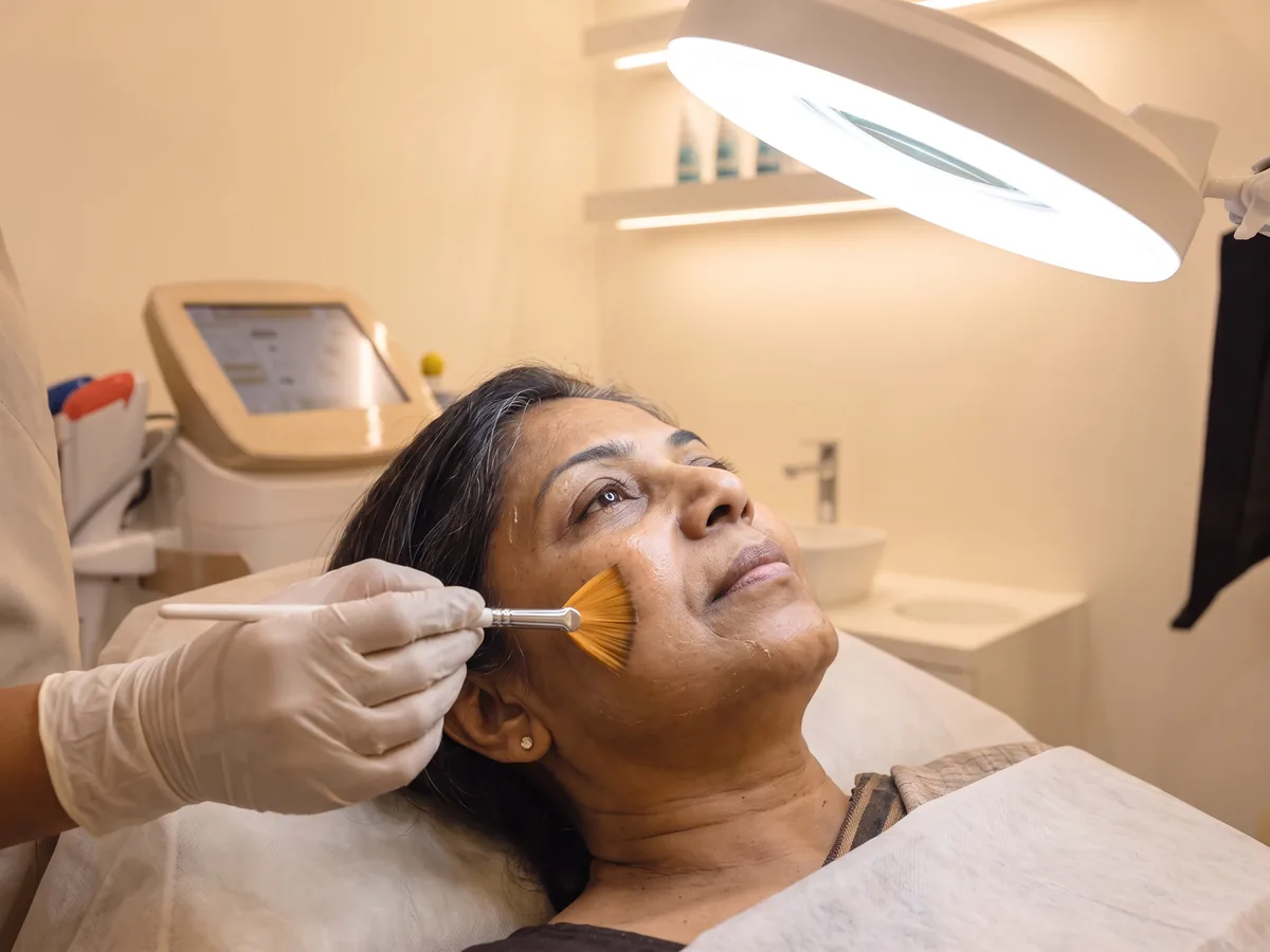 Skin Whitening Treatment Jaipur: De-Tan, Glow or Pigmentation Peel, Pigmentation Peel | AI Aesthetics, C-Scheme