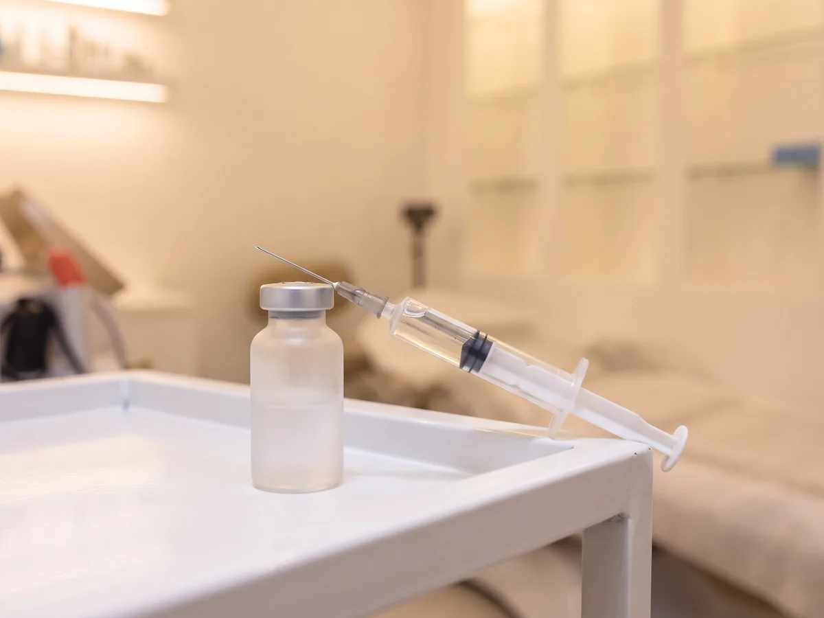 Exosome Hair Treatment in Jaipur: 5. Exosome-based treatment application, Exosome vial step | AI Aesthetics, C-Scheme